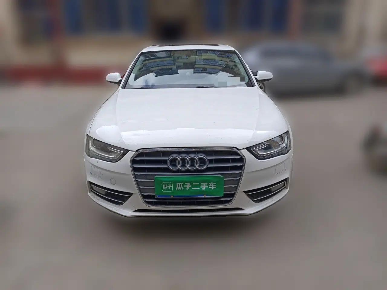 Audi A4L 2015 35 TFSI Automatic Comfort Model — миниатюра 2