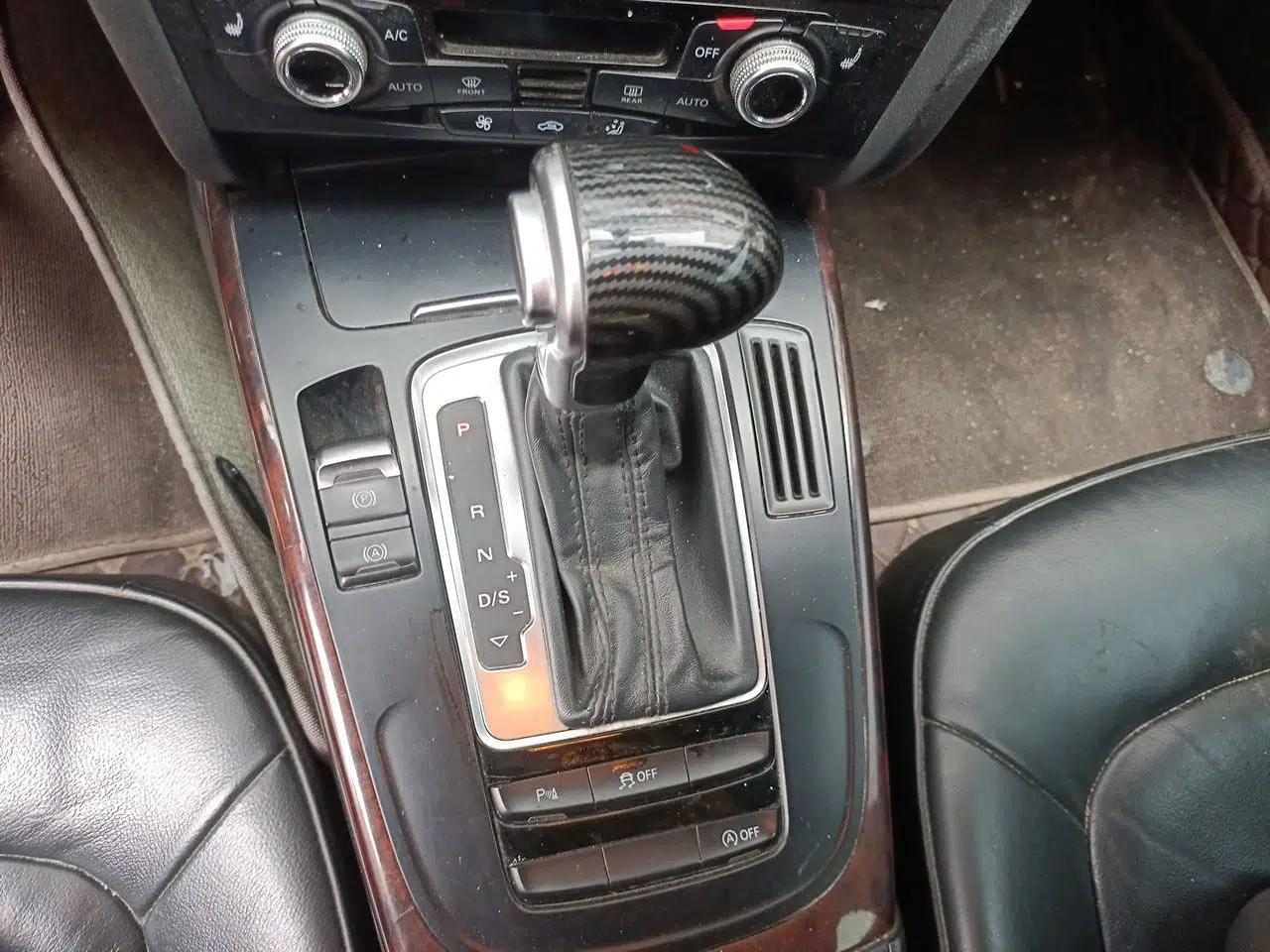 Audi A4L 2015 35 TFSI Automatic Comfort Model — миниатюра 14