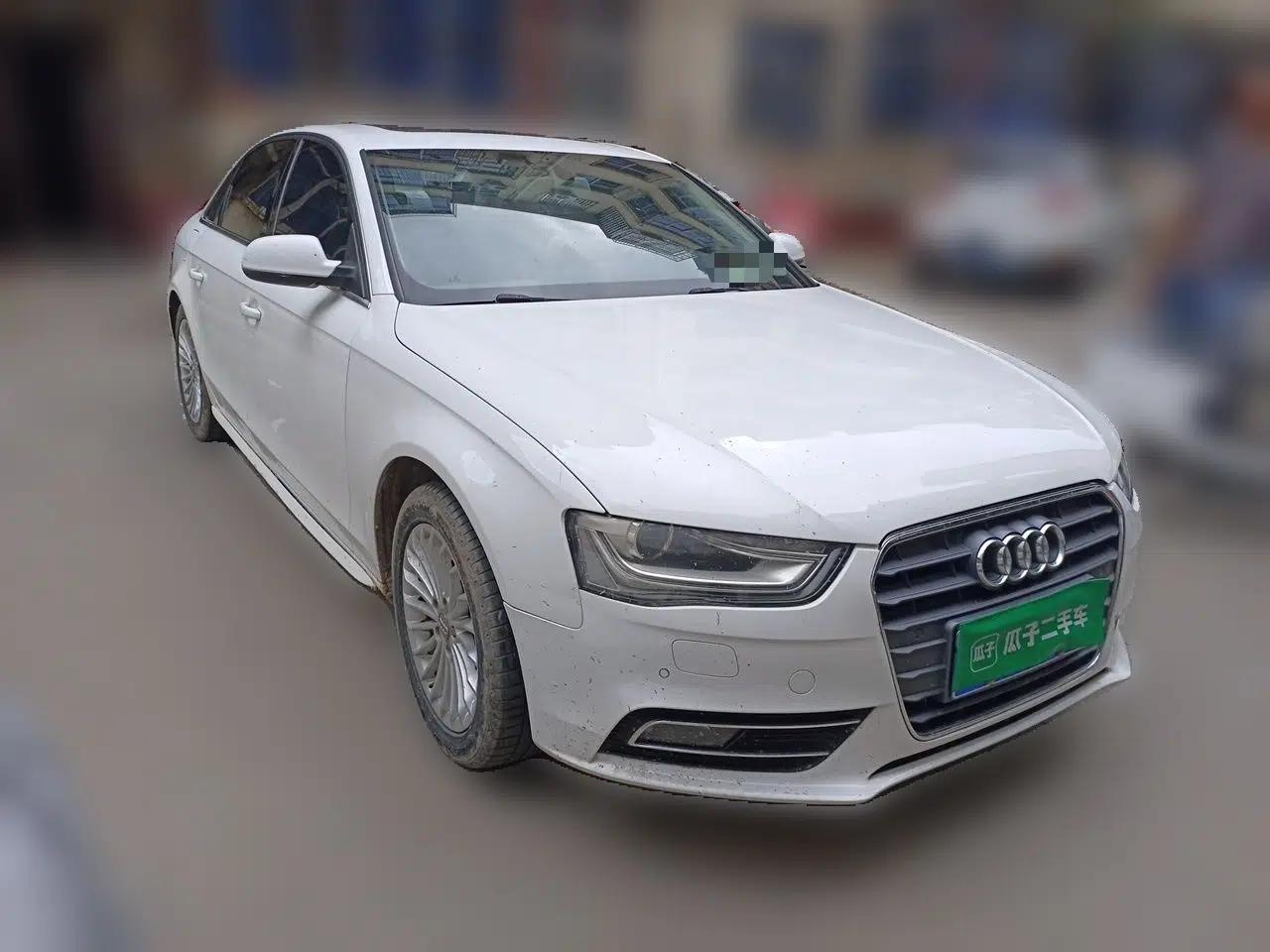 Audi A4L 2015 35 TFSI Automatic Comfort Model — миниатюра 3