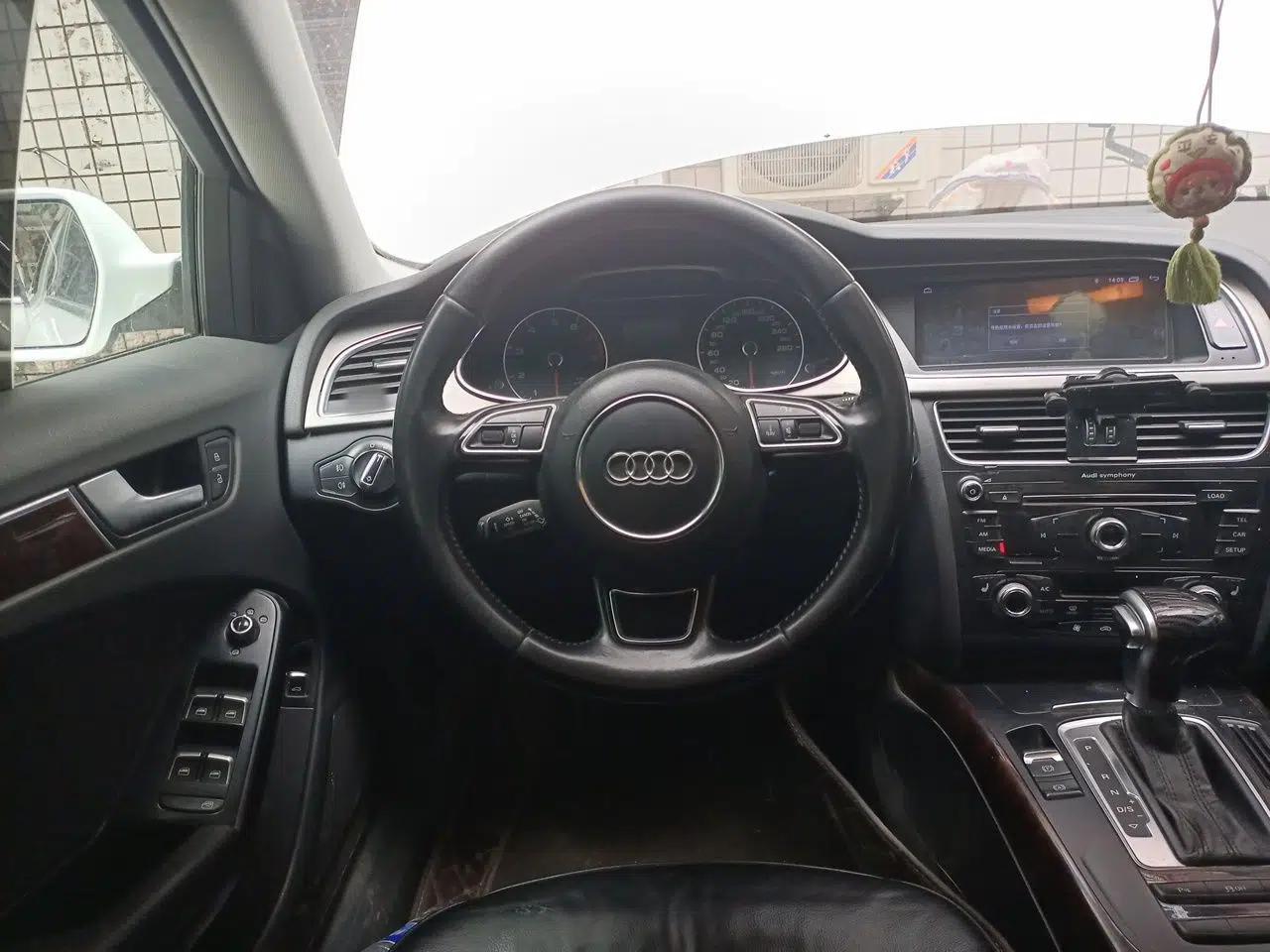 Audi A4L 2015 35 TFSI Automatic Comfort Model — миниатюра 10