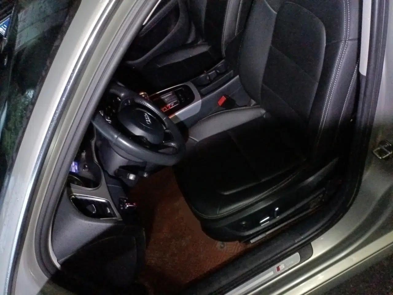 Audi A4L 2015 45 TFSI quattro Individual Sport Edition — миниатюра 15