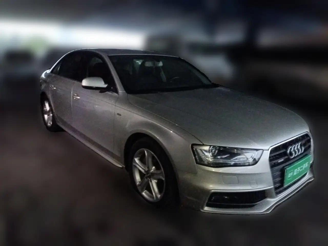 Audi A4L 2015 45 TFSI quattro Individual Sport Edition — миниатюра 3