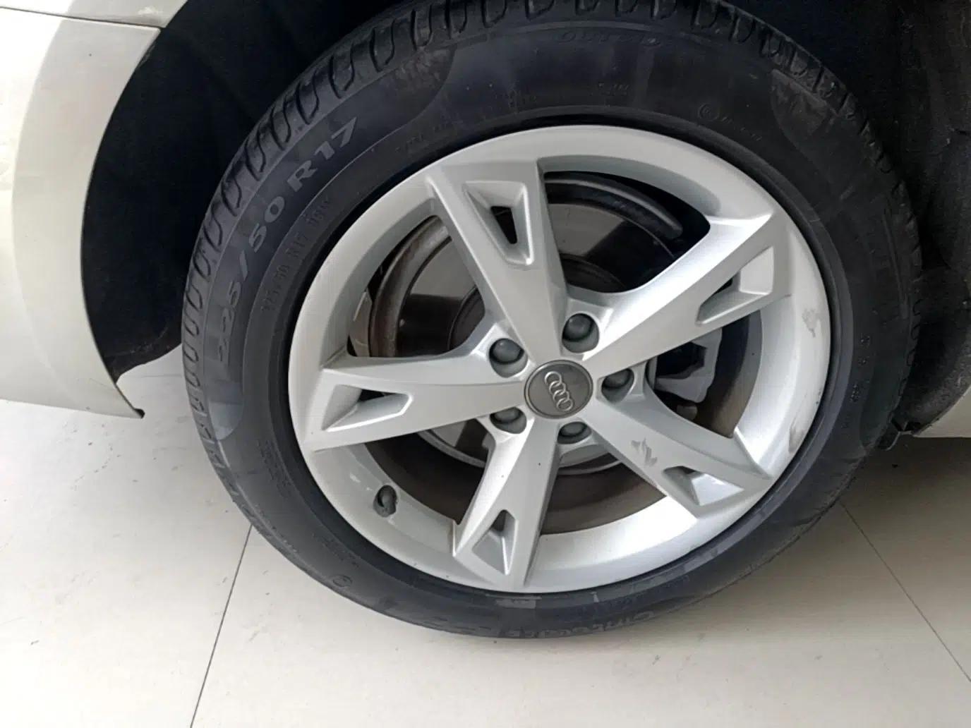 Audi A4L 2017 40 TFSI Ambition Edition — миниатюра 11