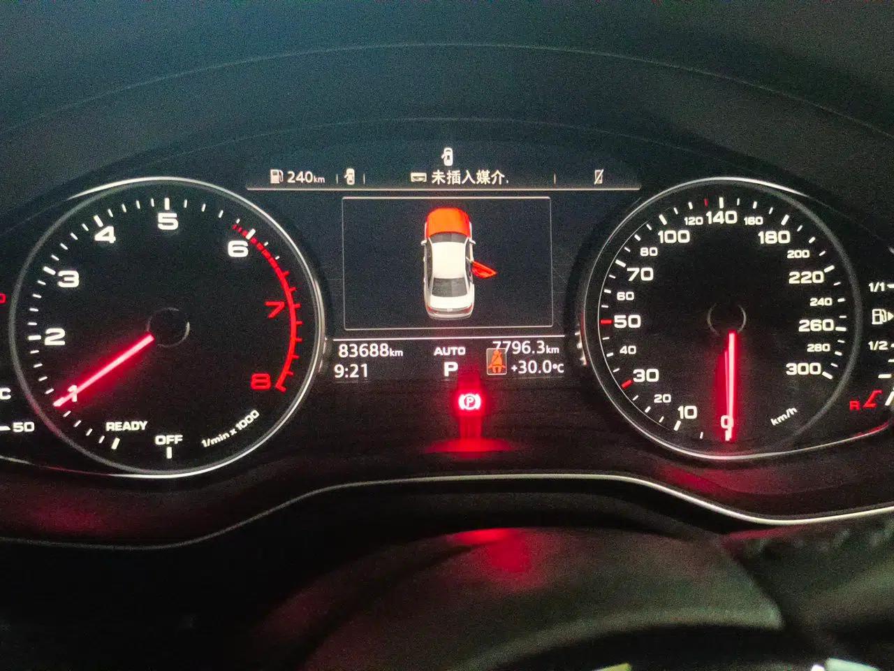 Audi A4L 2019 40 TFSI Ambition China VI — миниатюра 11