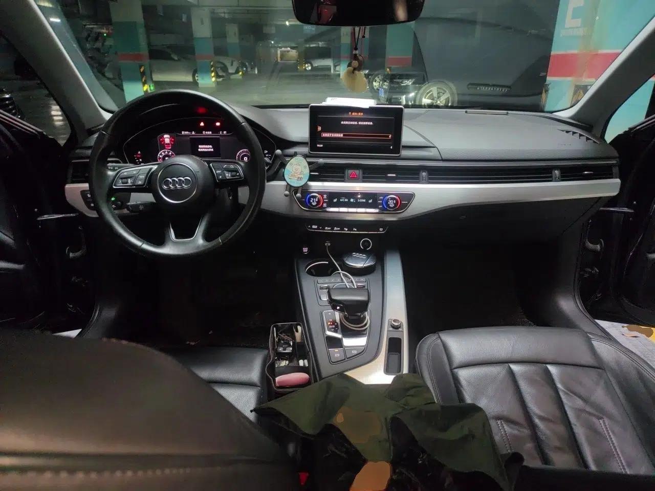 Audi A4L 2018 30th Anniversary Edition 40 TFSI Fashion Model — миниатюра 9