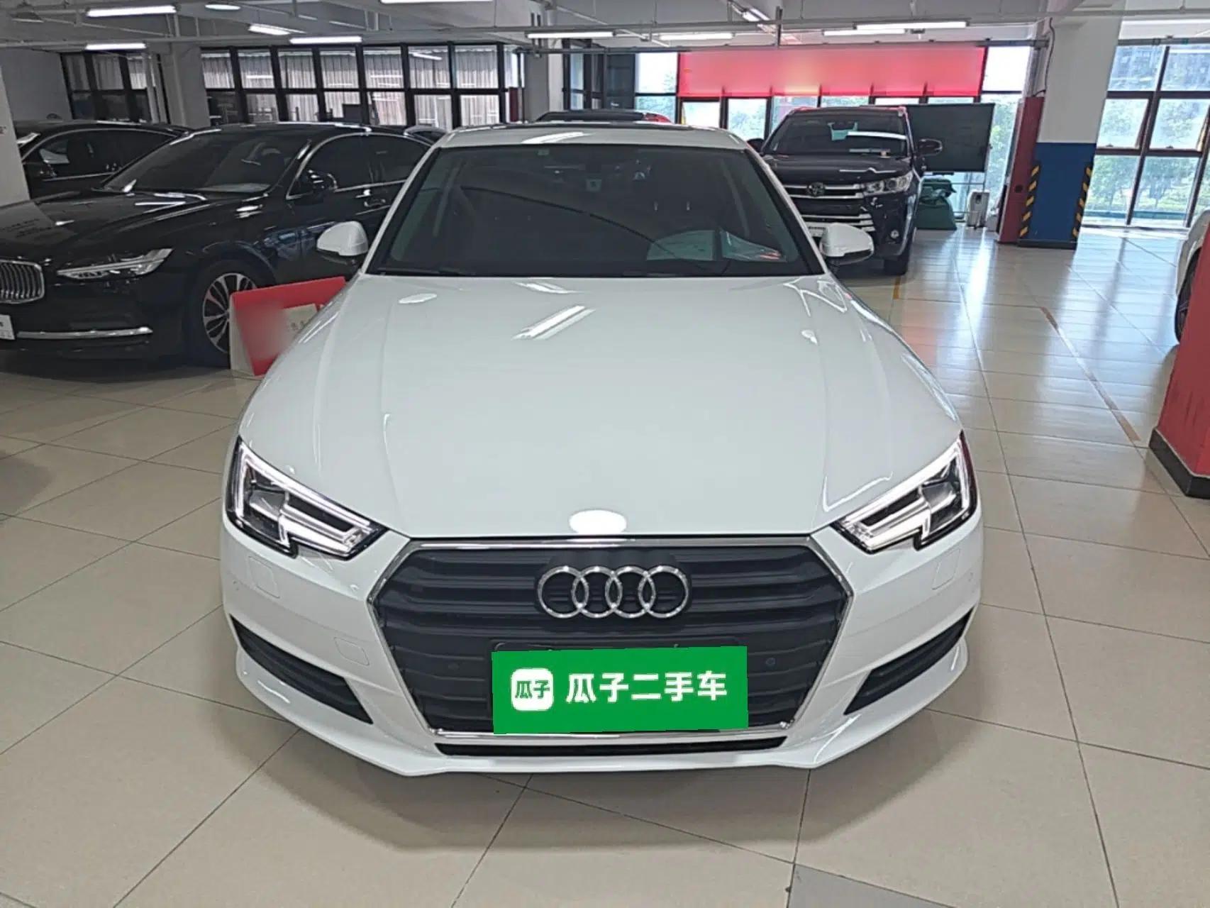 Audi A4L 2017 40 TFSI Fashion Model — миниатюра 2