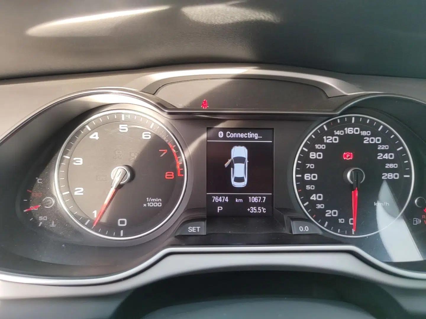 Audi A4L 2015 35 TFSI Automatic Technology Model — миниатюра 14