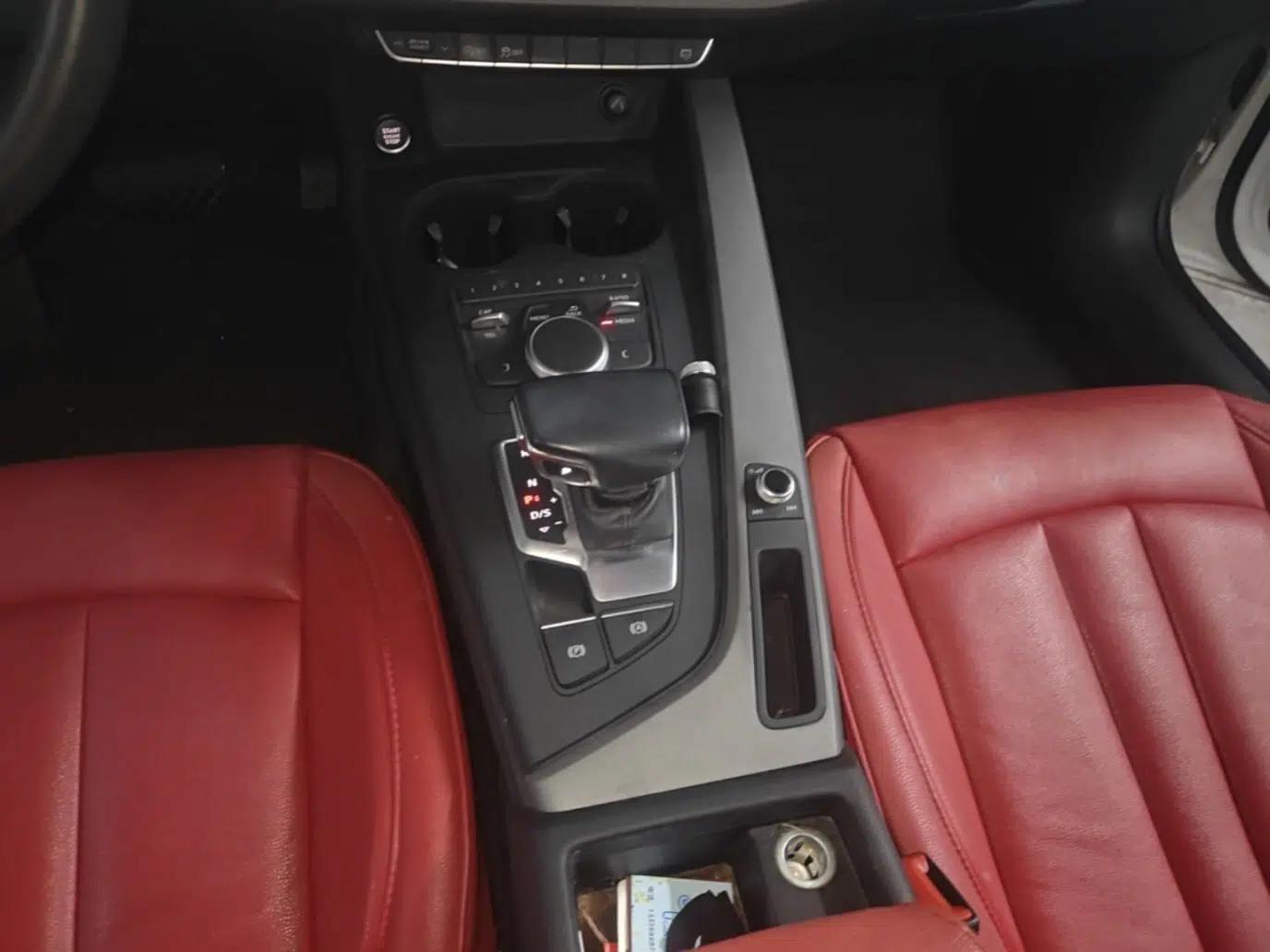 Audi A4L 2017 Plus 40 TFSI Ambition Model — миниатюра 16