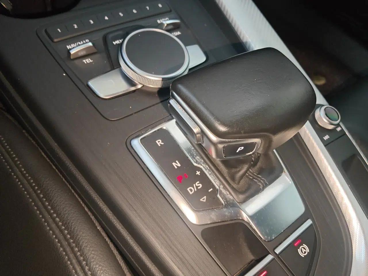 Audi A4L 2017 Plus 40 TFSI Fashion Model — миниатюра 14