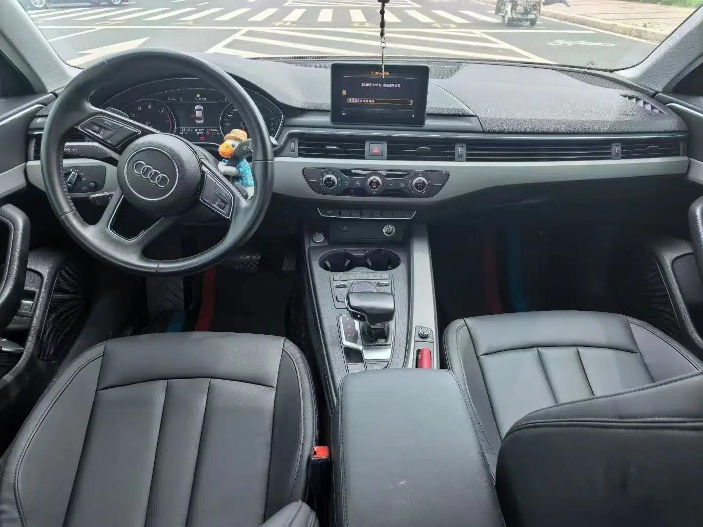 Audi A4L 2019 40 TFSI Ambition Version China V — миниатюра 18