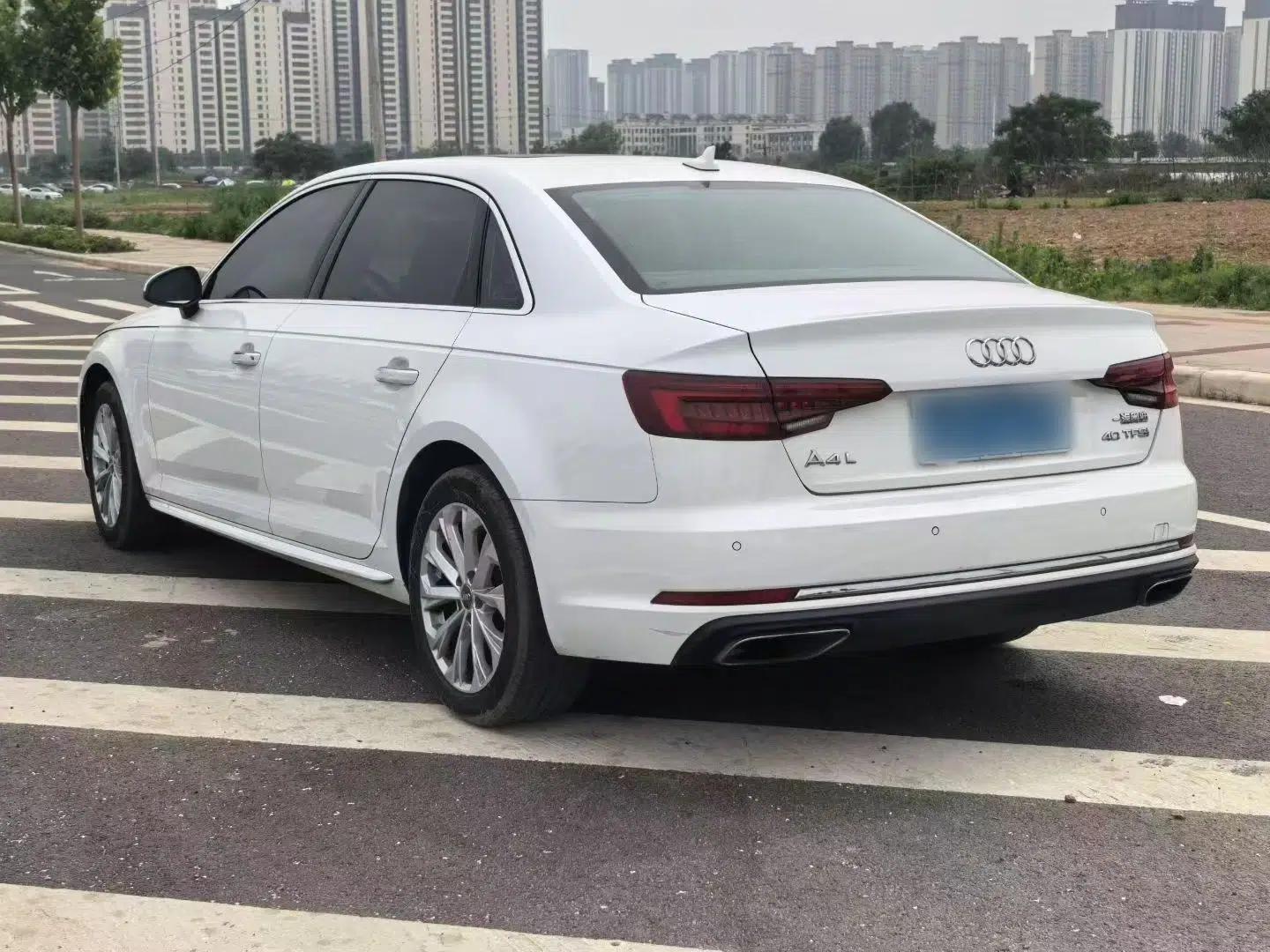 Audi A4L 2019 40 TFSI Ambition Version China V — миниатюра 5