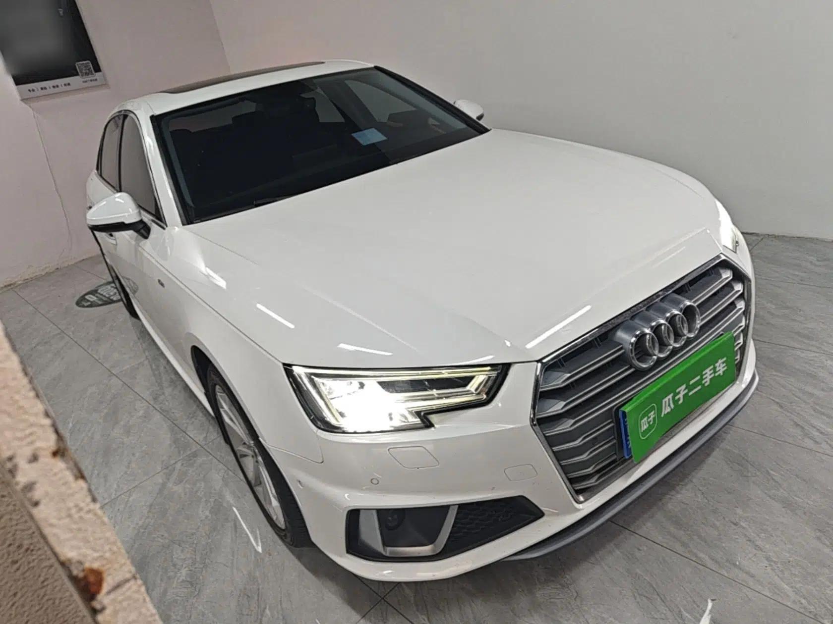 Audi A4L 2019 40 TFSI Fashion Edition China VI Emission Standard — миниатюра 3