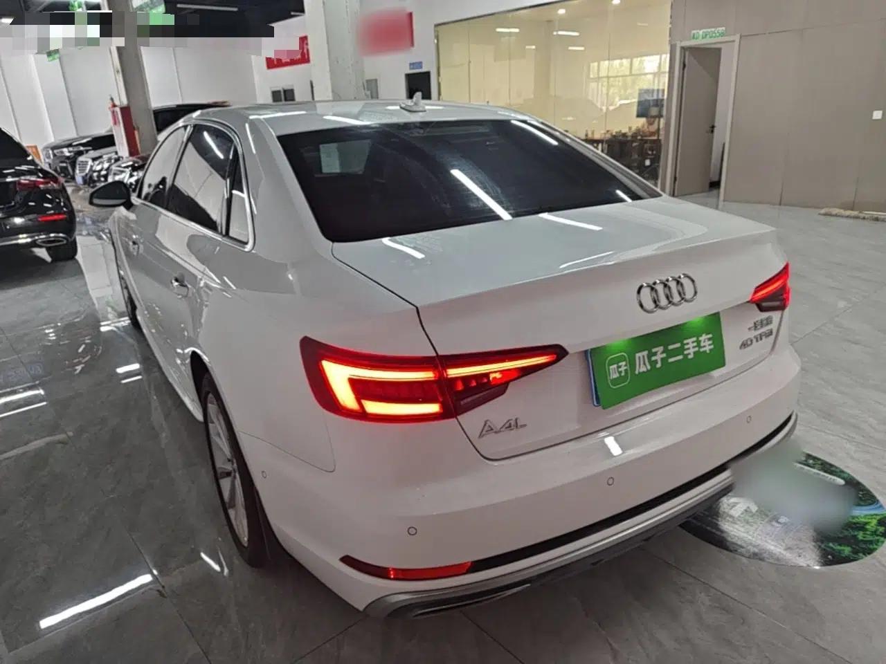 Audi A4L 2019 40 TFSI Fashion Edition China VI Emission Standard — миниатюра 4