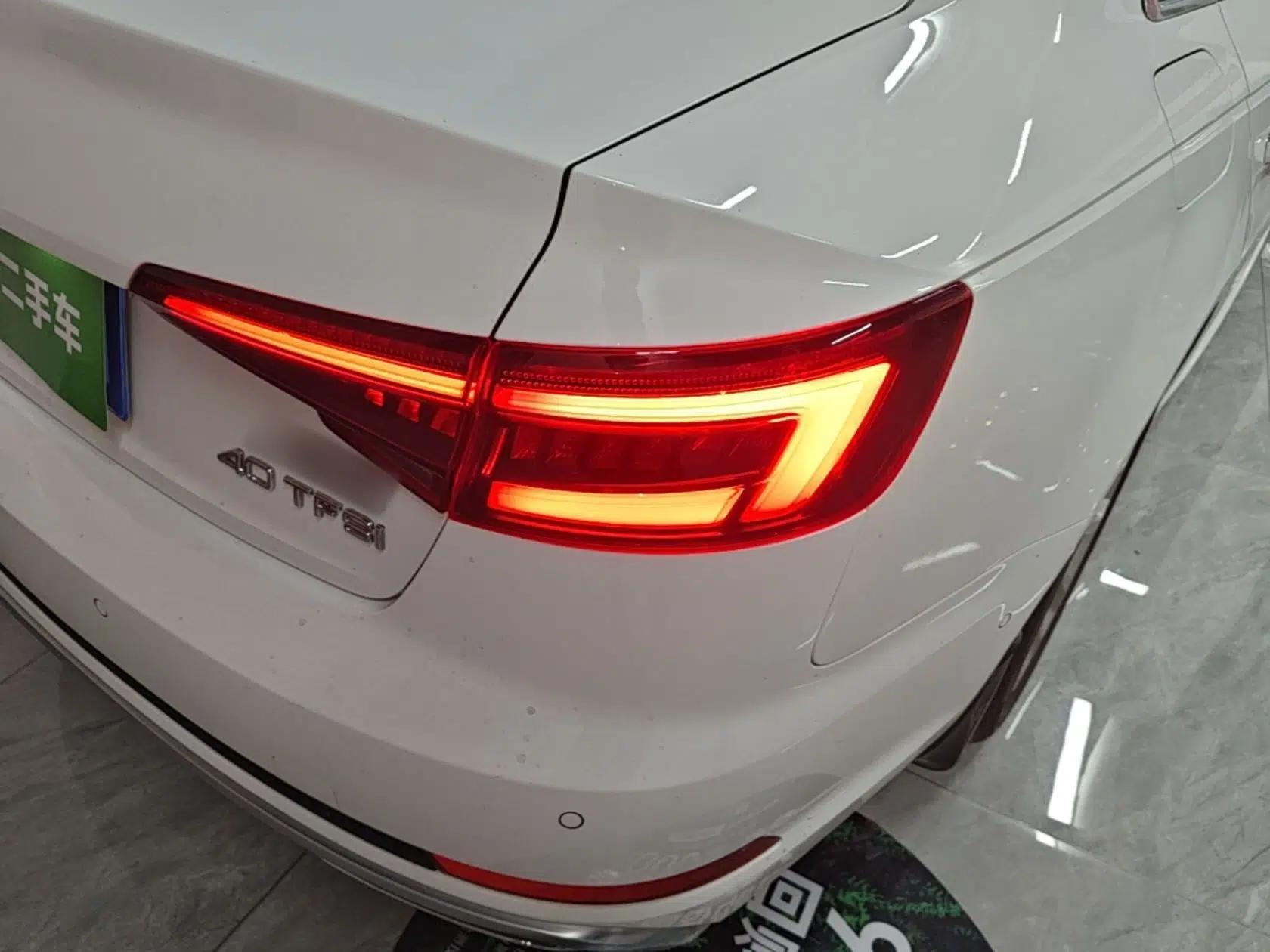 Audi A4L 2019 40 TFSI Fashion Edition China VI Emission Standard — миниатюра 9