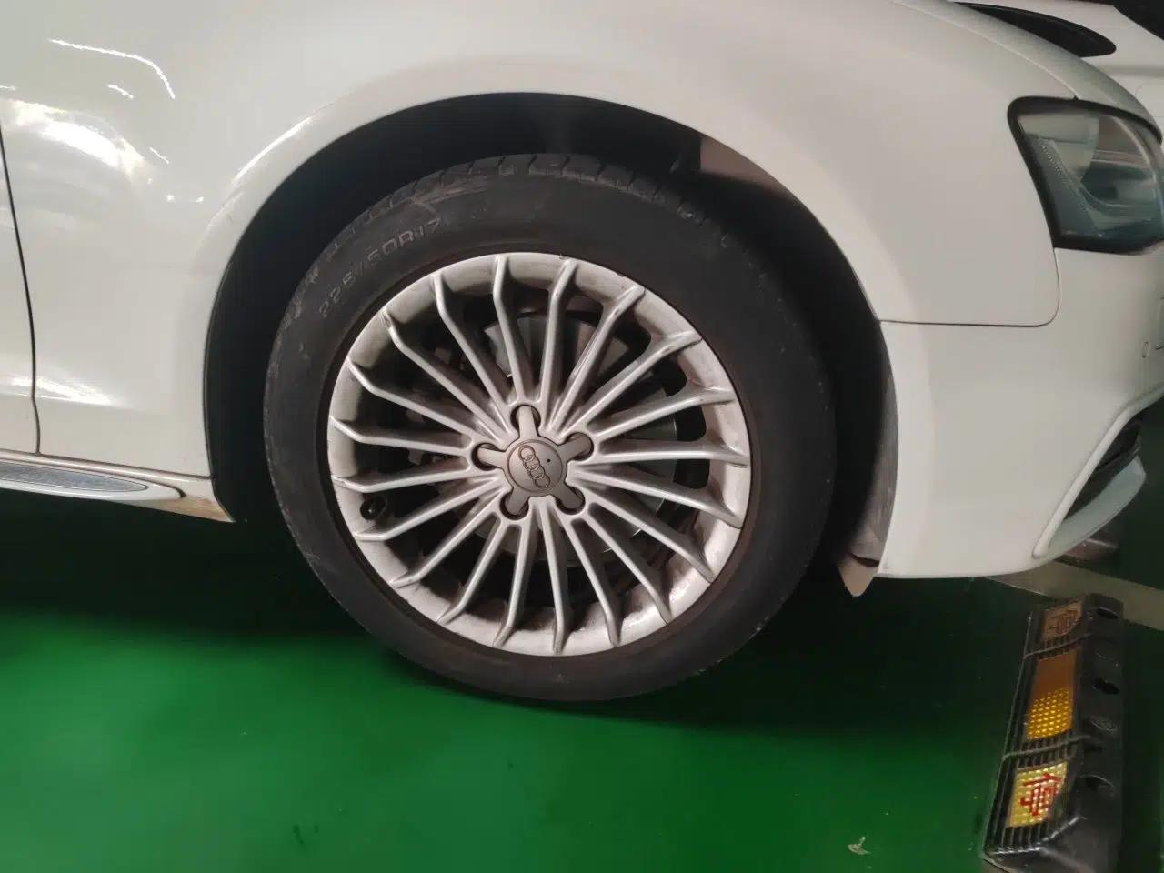 Audi A4L 2016 35 TFSI Automatic Sport Edition — миниатюра 8