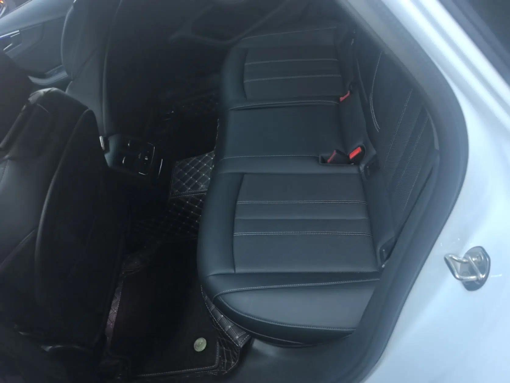 Audi A4L 2024 40 TFSI Luxury Dynamic Edition — миниатюра 25