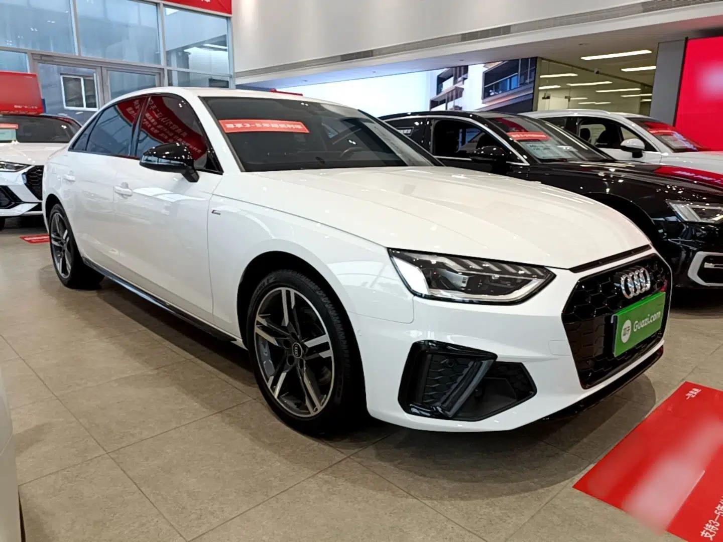 Audi A4L 2022 40 TFSI Luxury Dynamic Model — миниатюра 3