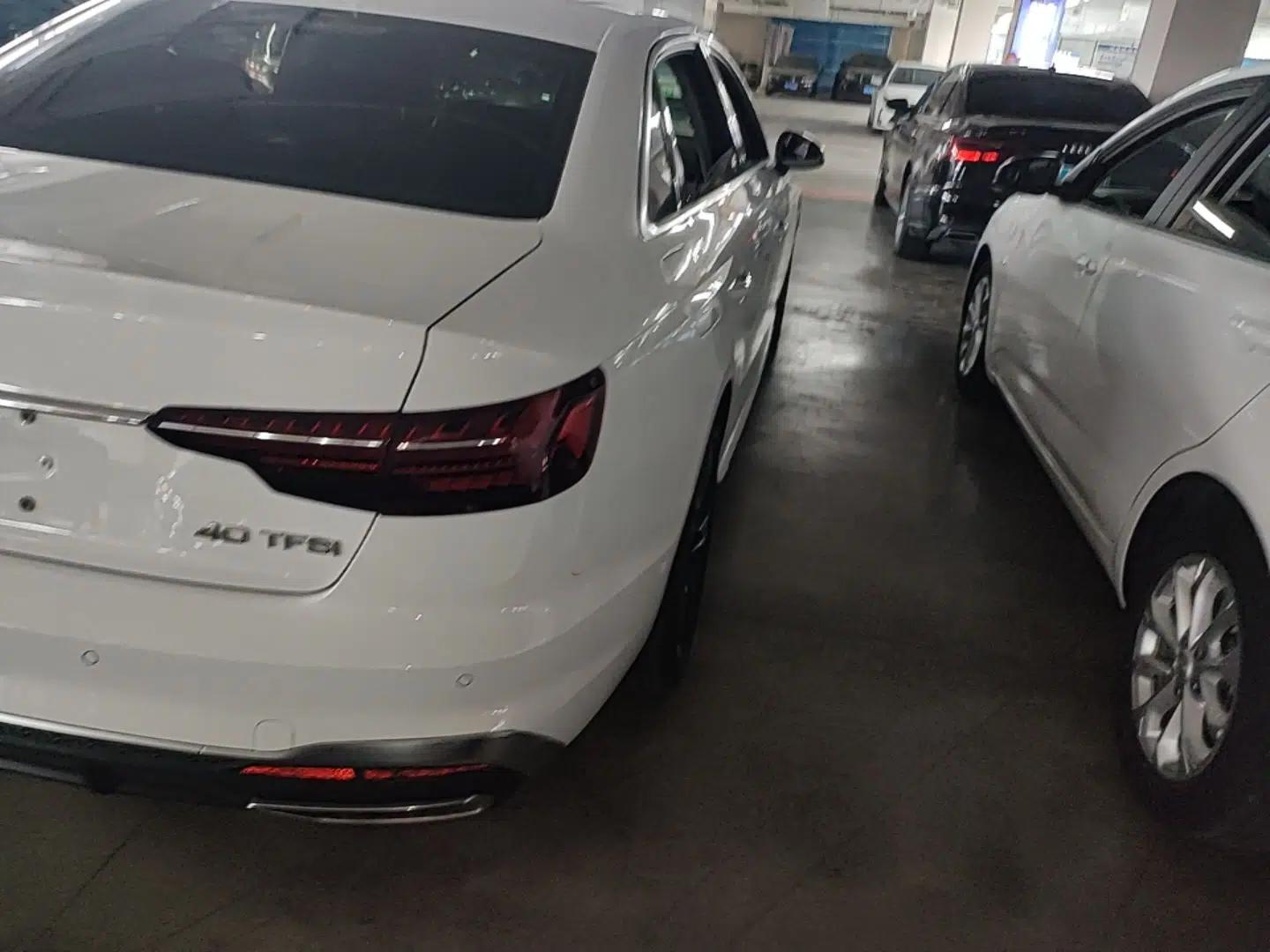 Audi A4L 2020 40 TFSI Luxury Dynamic Model — миниатюра 9