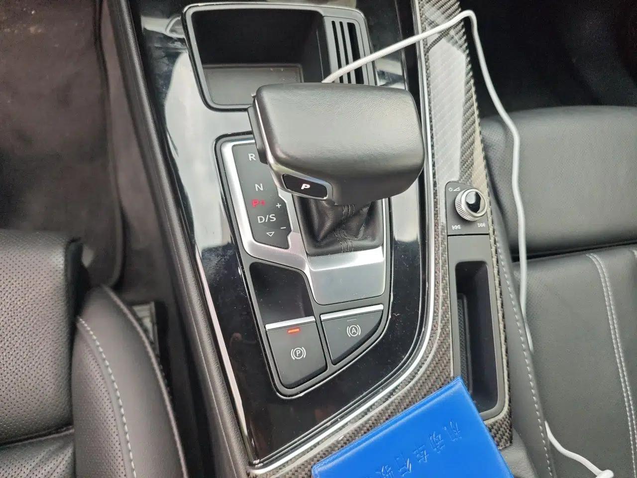 Audi A4L 2022 45 TFSI quattro Prestige Dynamic Edition — миниатюра 14