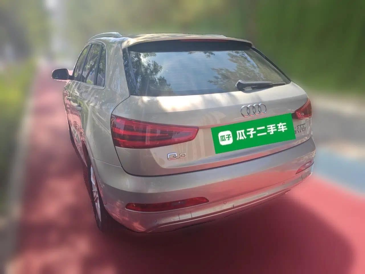 Audi Q3 2015 30 TFSI Comfort Model — миниатюра 4