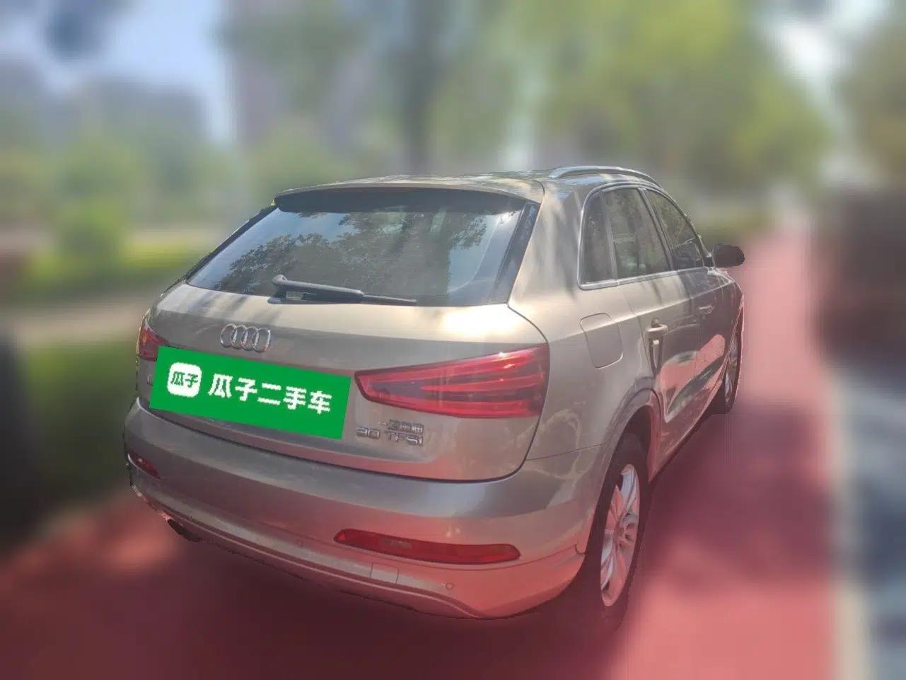Audi Q3 2015 30 TFSI Comfort Model — миниатюра 6