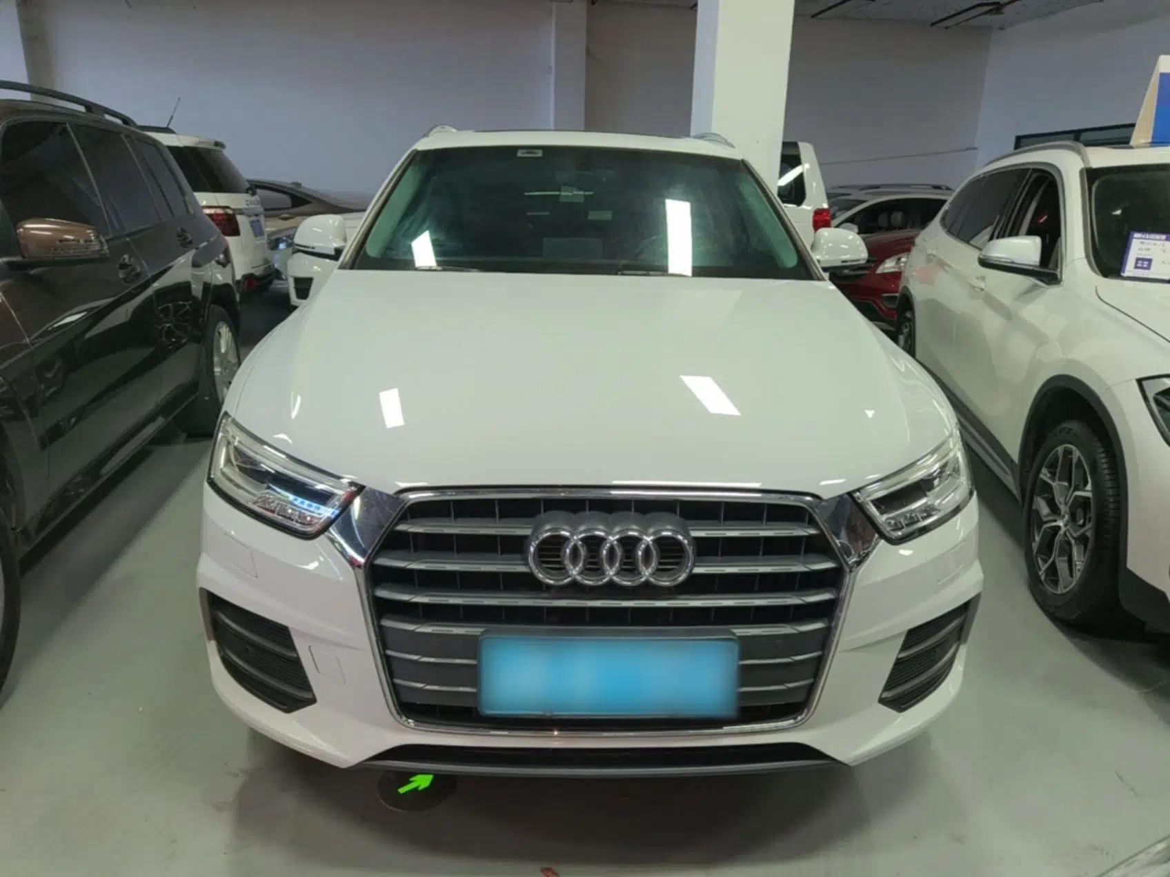Audi Q3 2018 30th Anniversary Edition 30 TFSI Fashion Model — миниатюра 2