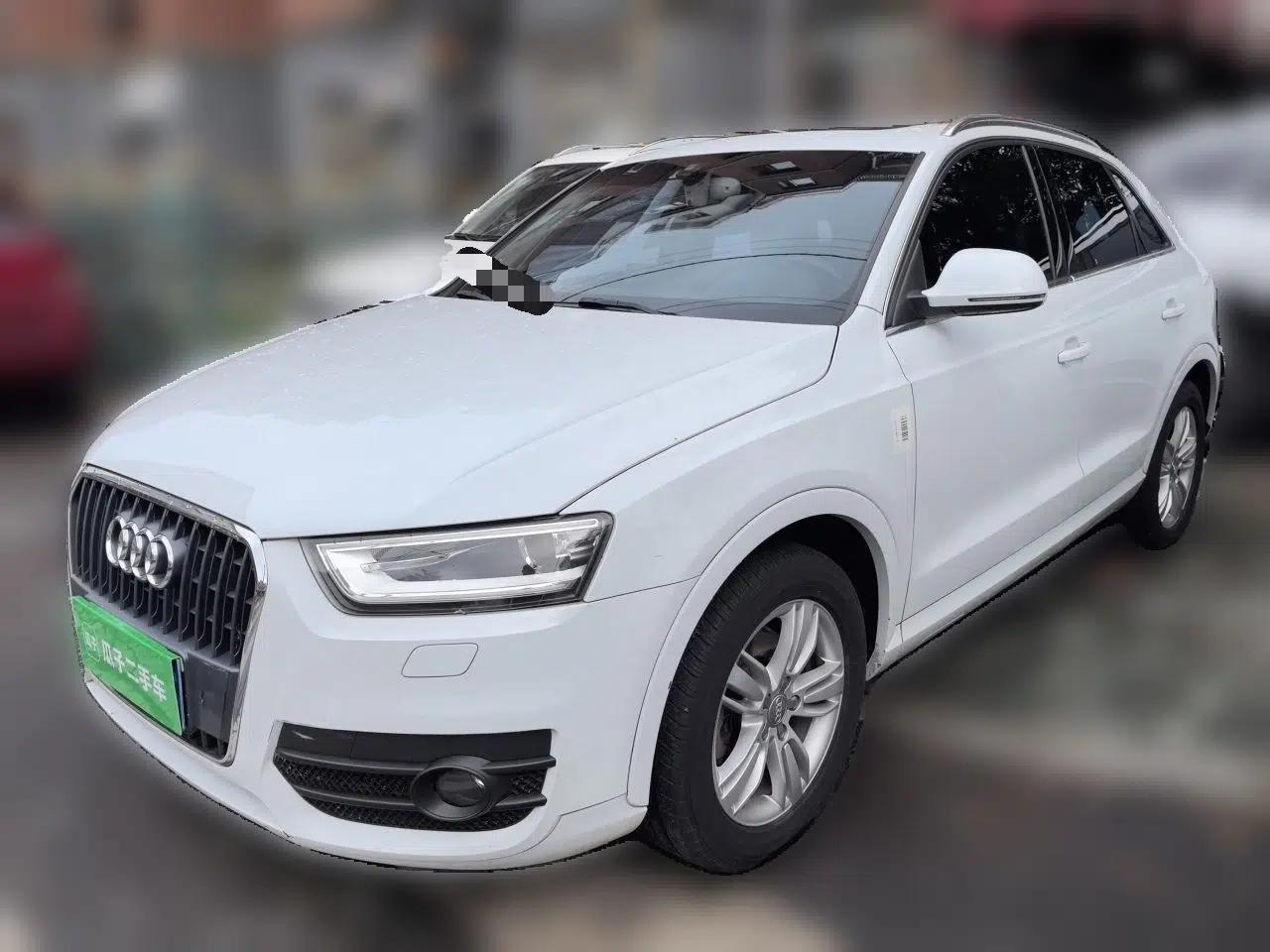 Audi Q3 2015 30 TFSI Comfort Model — миниатюра 1