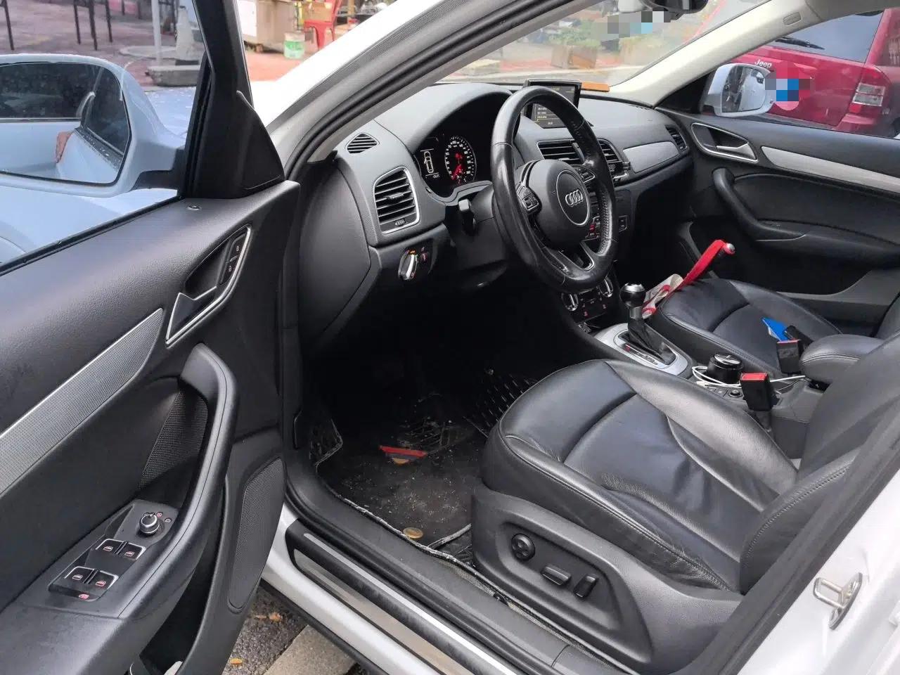 Audi Q3 2015 30 TFSI Comfort Model — миниатюра 16