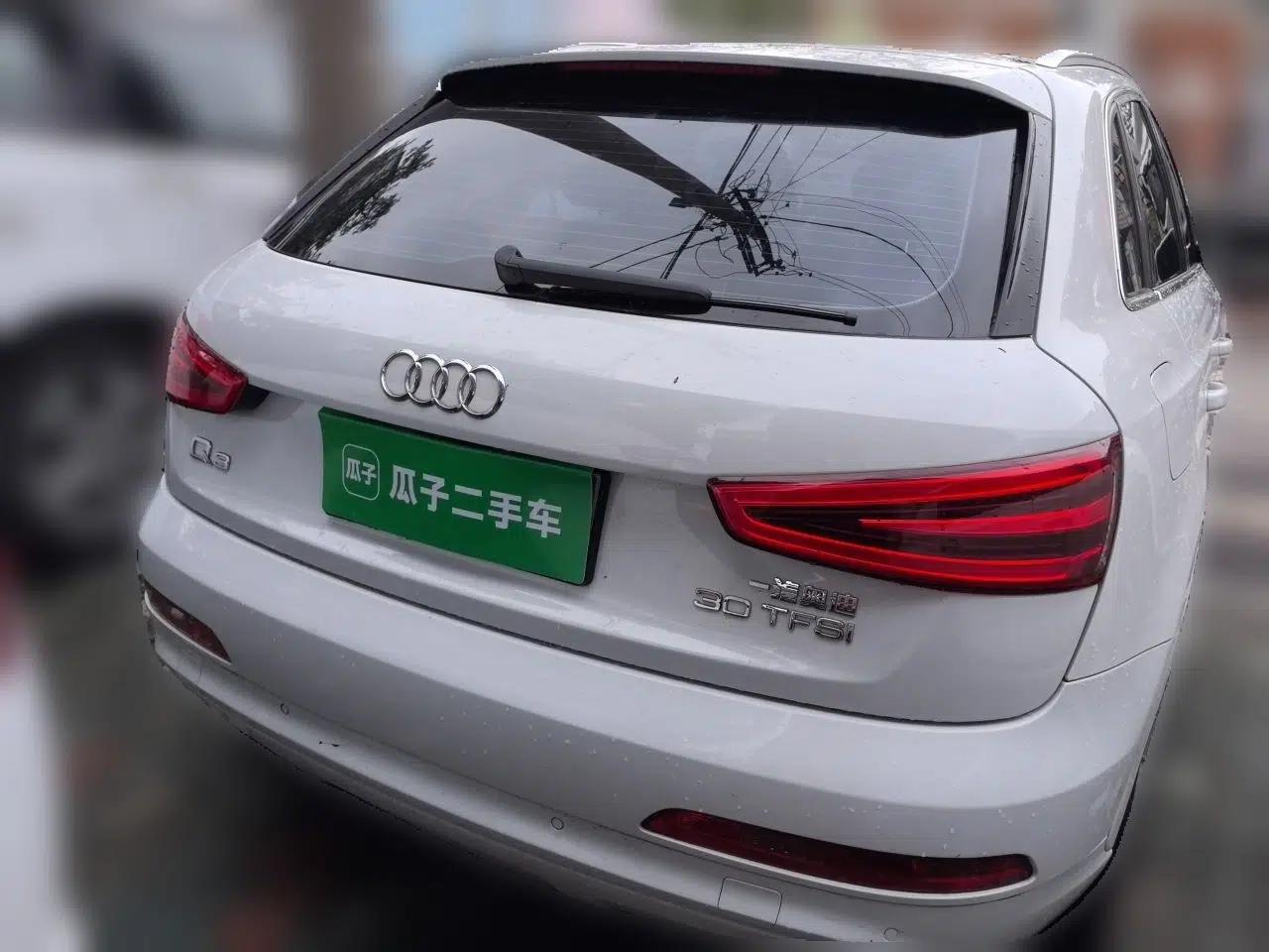 Audi Q3 2015 30 TFSI Comfort Model — миниатюра 5