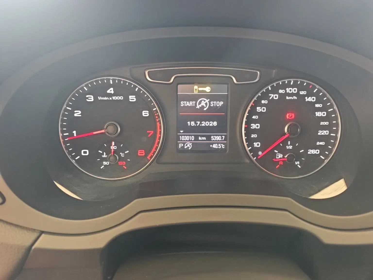 Audi Q3 2015 35 TFSI quattro Technology Edition — миниатюра 19