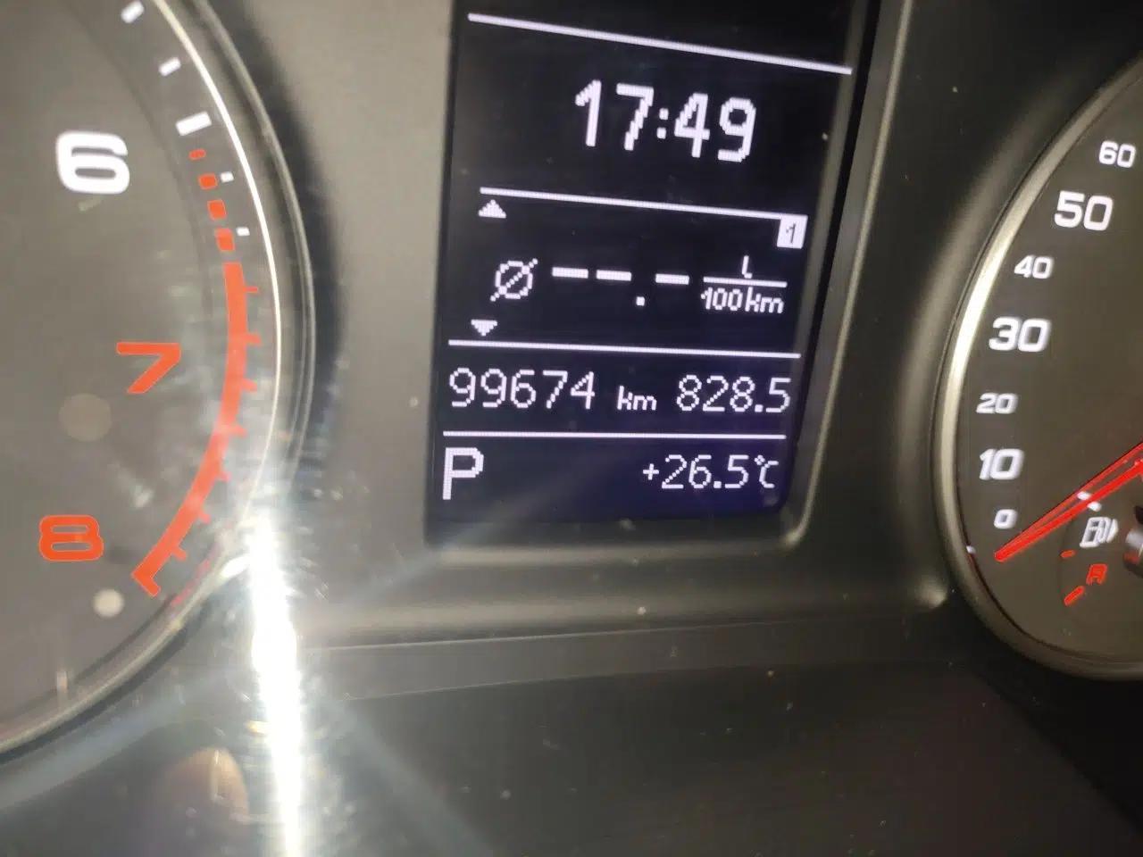 Audi Q3 2015 35 TFSI Comfort Model — миниатюра 12
