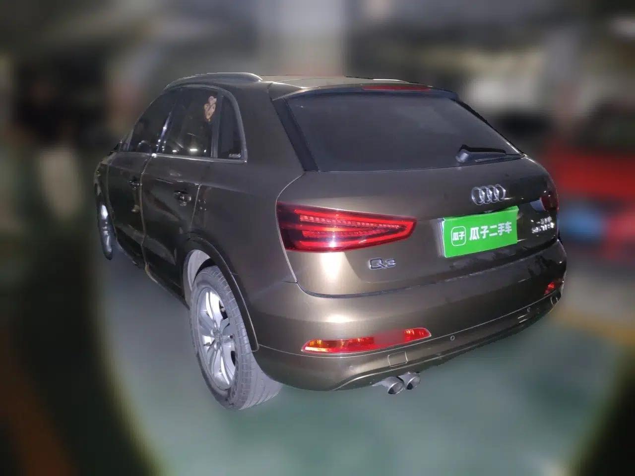 Audi Q3 2015 35 TFSI Comfort Model — миниатюра 4