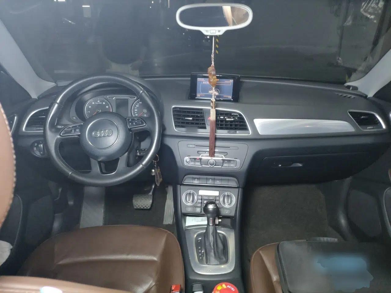 Audi Q3 2015 35 TFSI Comfort Model — миниатюра 9