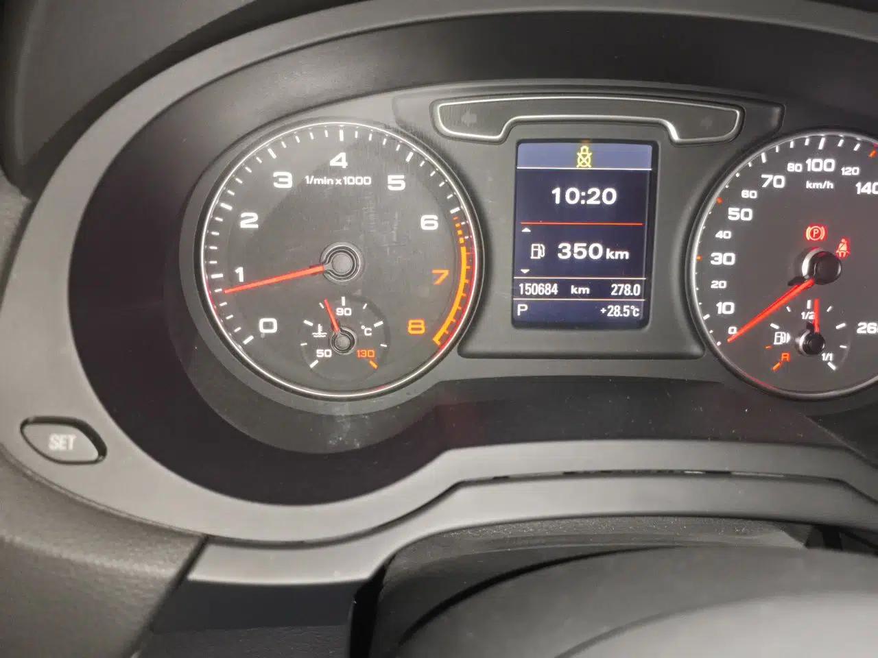 Audi Q3 2013 35 TFSI quattro Technology Edition — миниатюра 12
