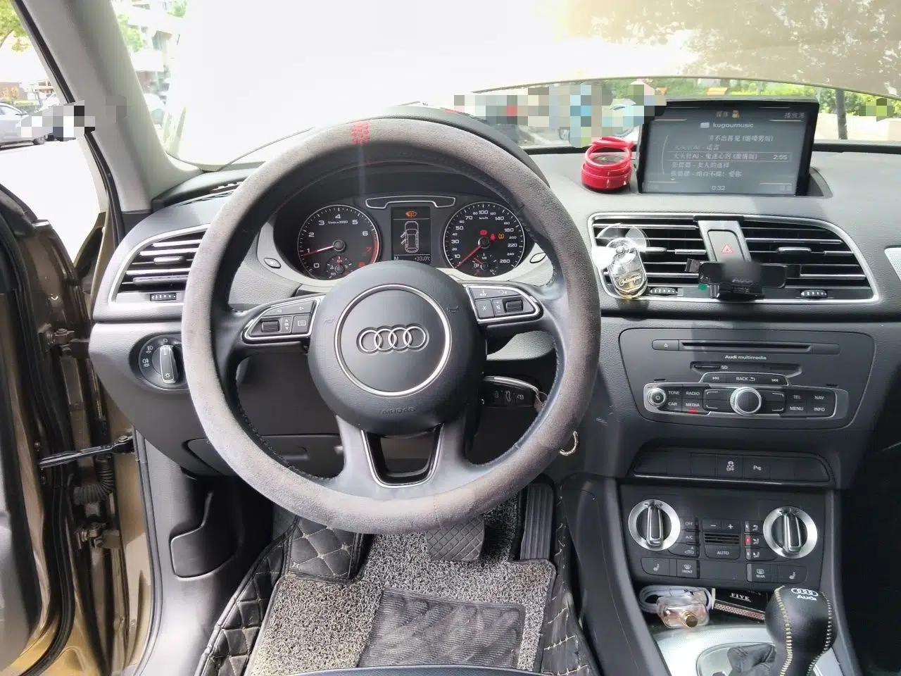 Audi Q3 2015 35 TFSI Comfort Model — миниатюра 10