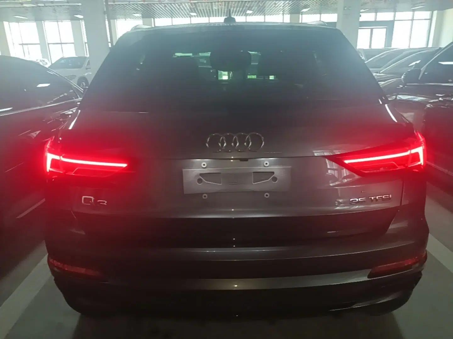Audi Q3 2021 35 TFSI Fashion Dynamic Model — миниатюра 5