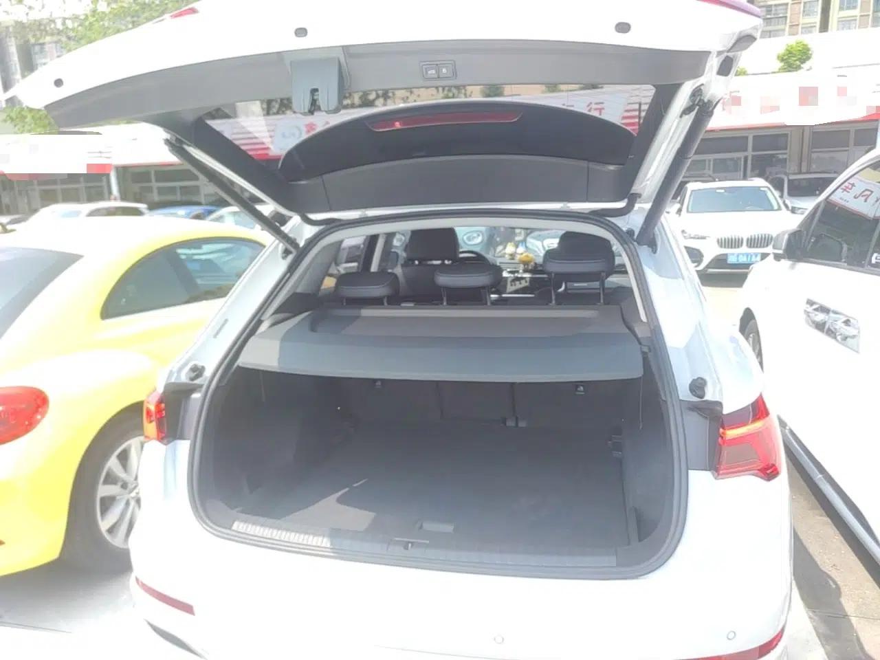 Audi Q3 2021 35 TFSI Fashion Dynamic Model — миниатюра 22