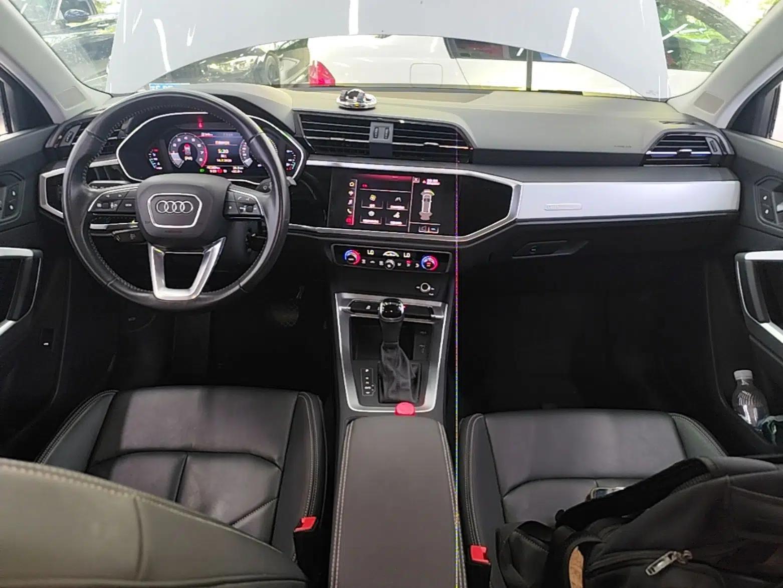 Audi Q3 2019 35 TFSI Advanced Style Edition — миниатюра 17