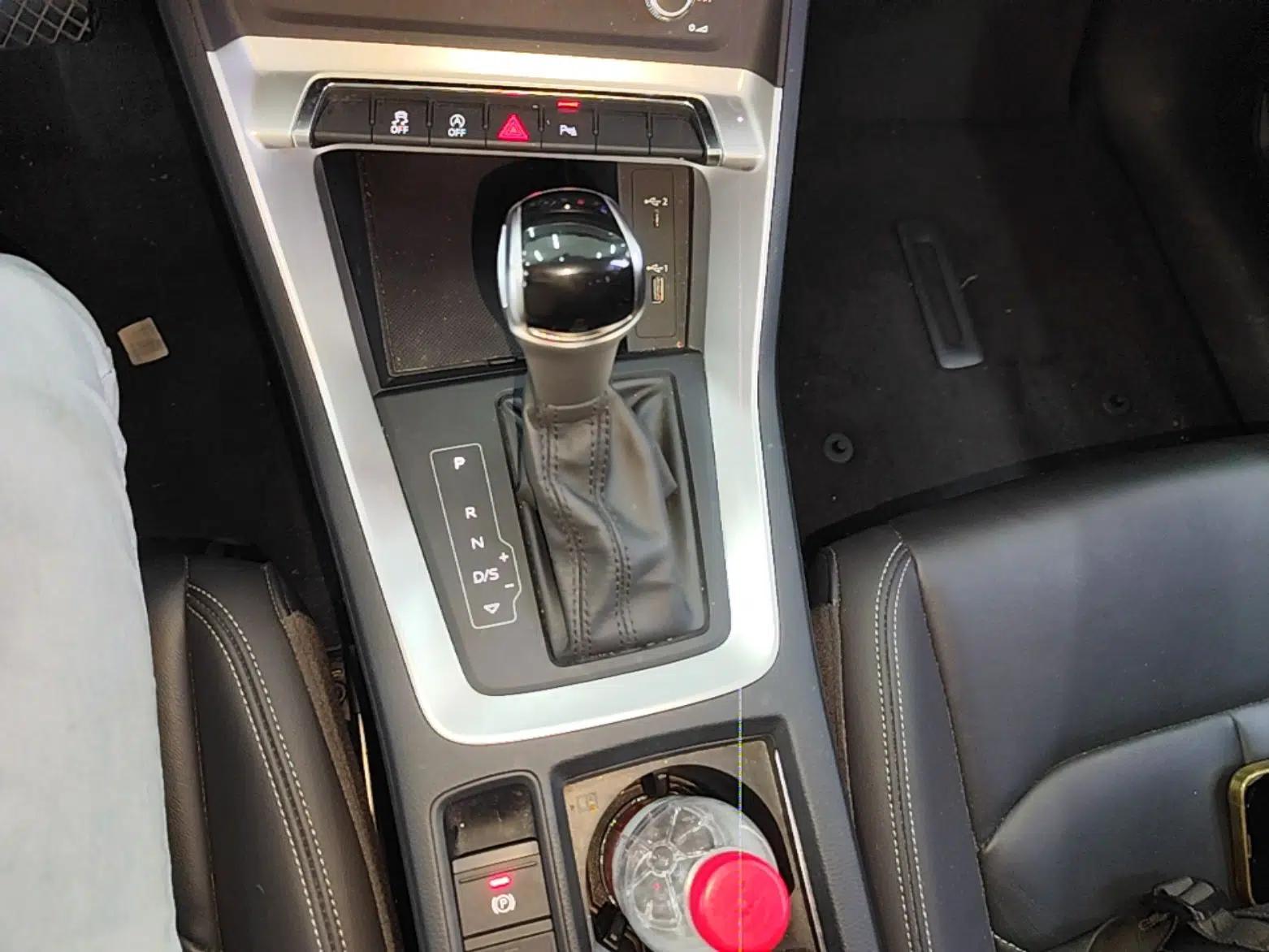 Audi Q3 2019 35 TFSI Advanced Style Edition — миниатюра 21
