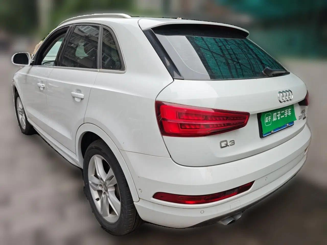 Audi Q3 2017 35 TFSI quattro all-wheel drive fashion model — миниатюра 4