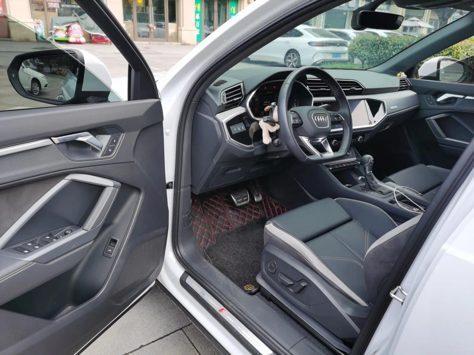 Audi Q3 2024 35 TFSI Fashion Dynamic Edition — миниатюра 16