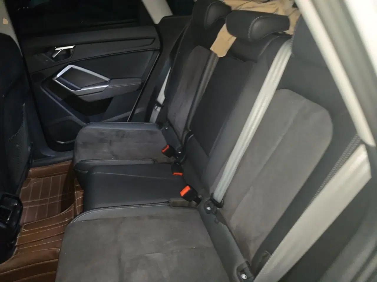 Audi Q3 2022 35 TFSI Fashion Dynamic Model — миниатюра 14