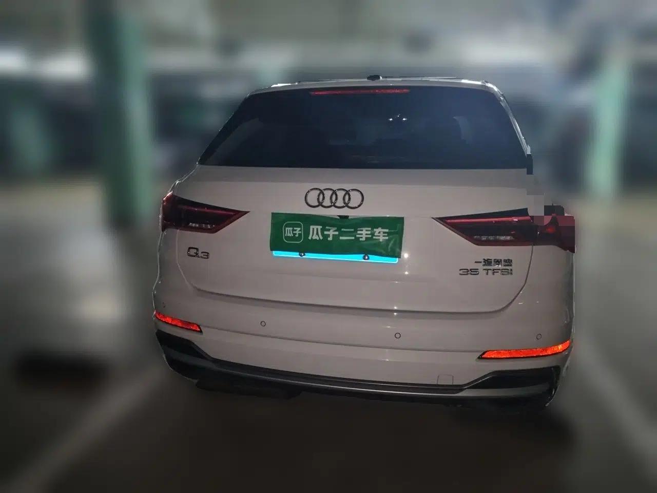 Audi Q3 2022 35 TFSI Fashion Dynamic Model — миниатюра 3