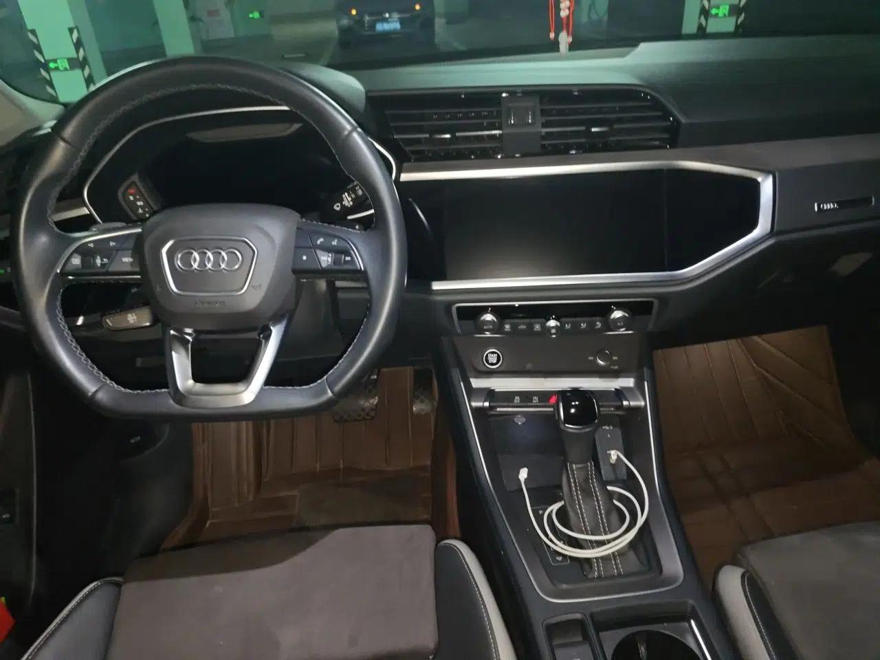 Audi Q3 2022 35 TFSI Fashion Dynamic Model — миниатюра 6