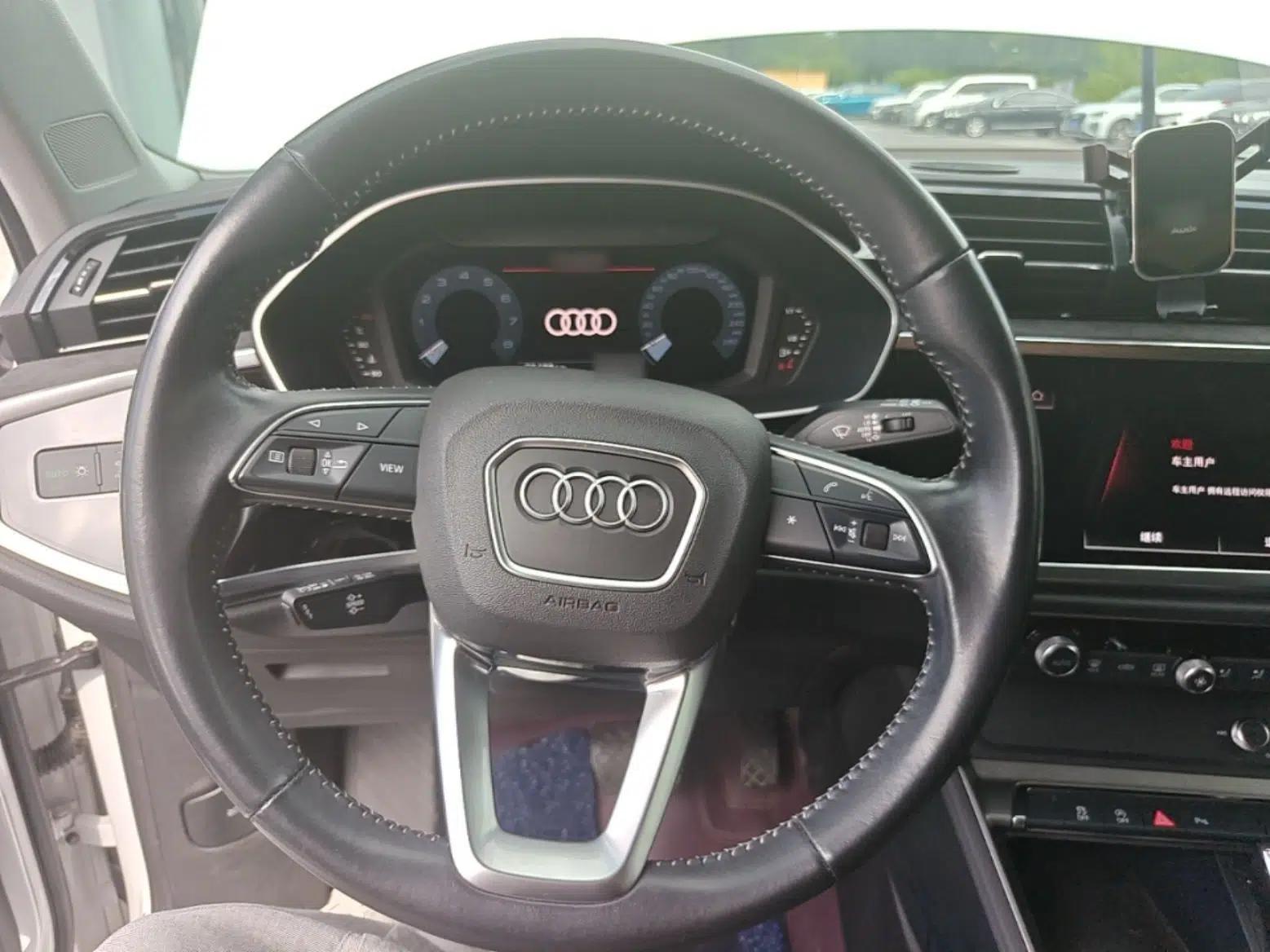 Audi Q3 2022 35 TFSI Progressive Dynamic Edition — миниатюра 13
