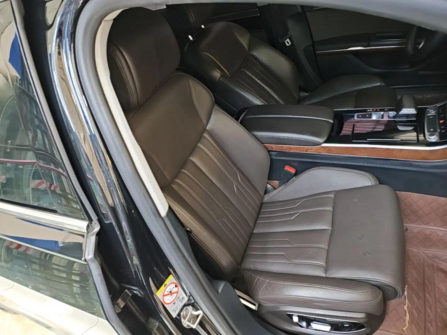 Audi A8 2018 A8L 55 TFSI quattro Luxury Edition — миниатюра 24