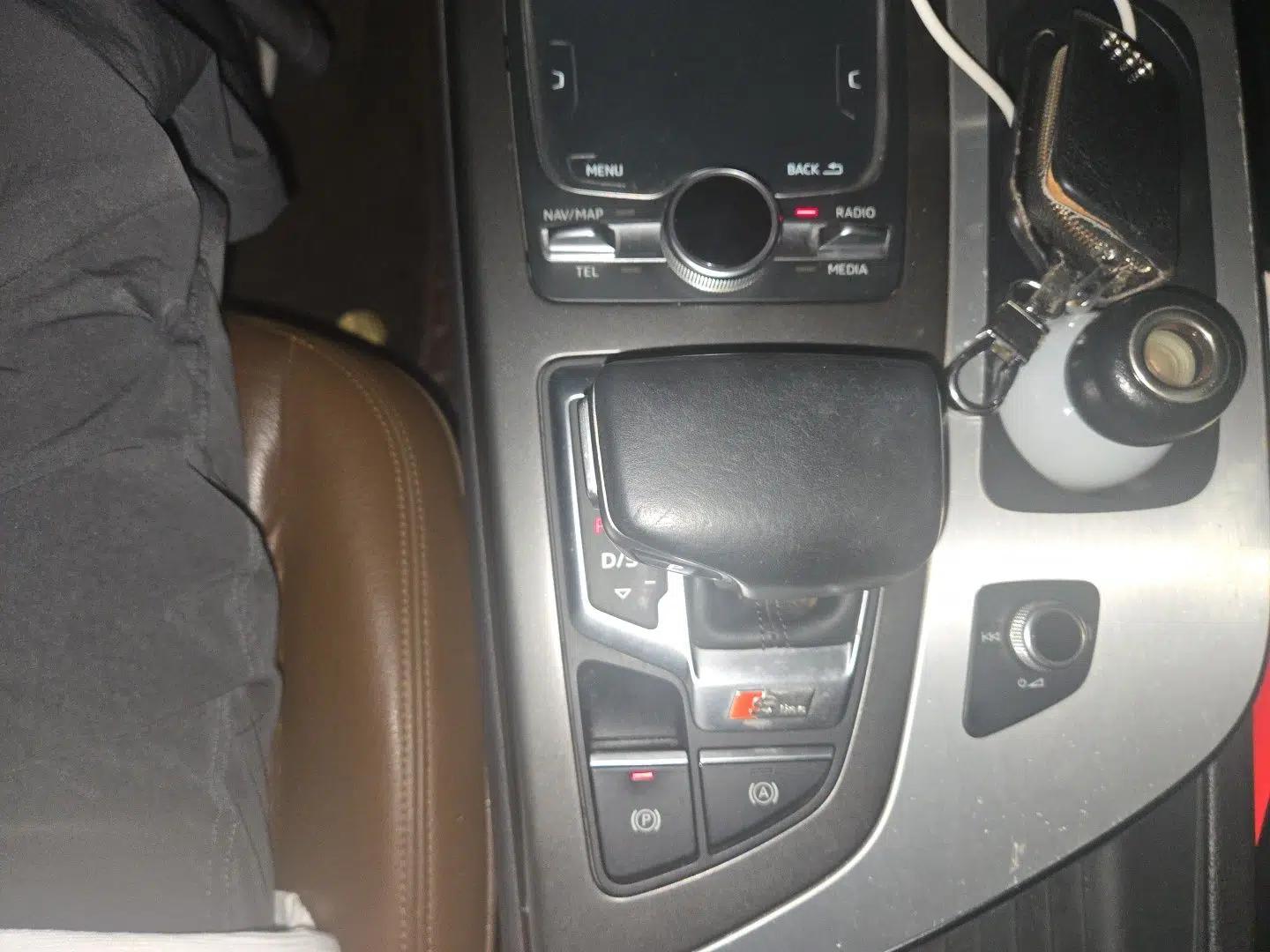 Audi Q7 2016 40 TFSI Comfort Model — миниатюра 14