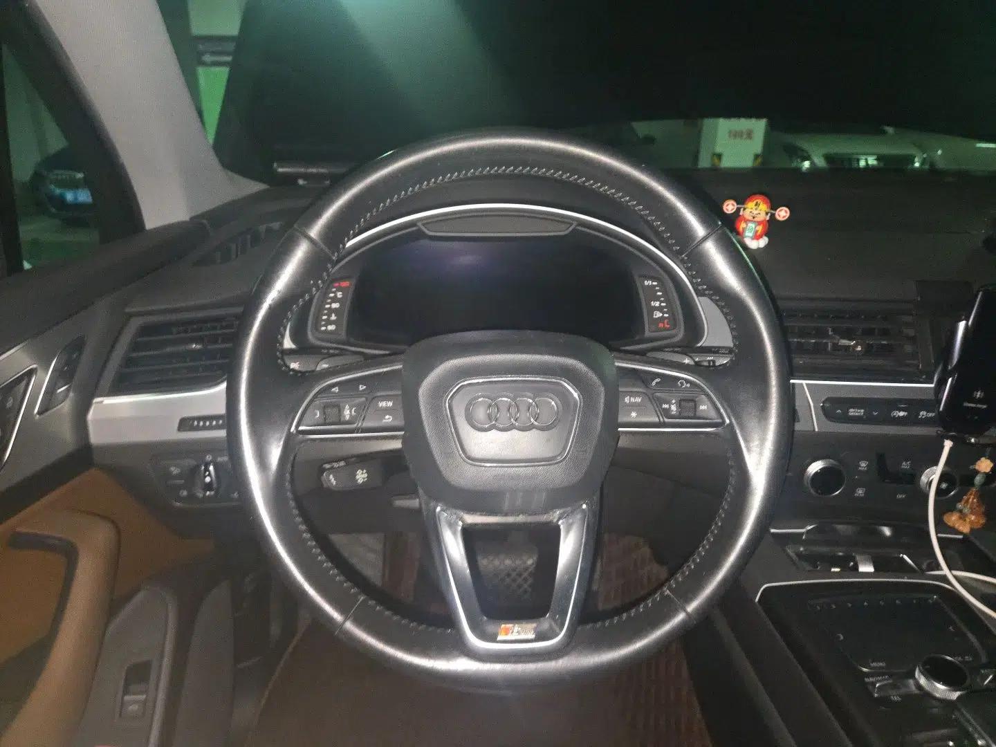 Audi Q7 2016 40 TFSI Comfort Model — миниатюра 10