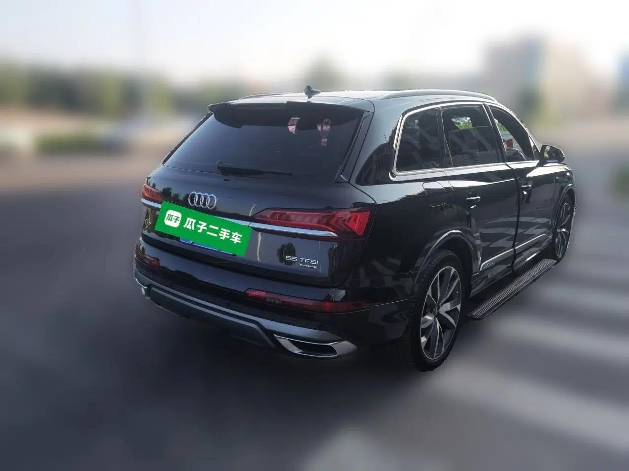 Audi Q7 2020 55 TFSI quattro S line sports model — миниатюра 6