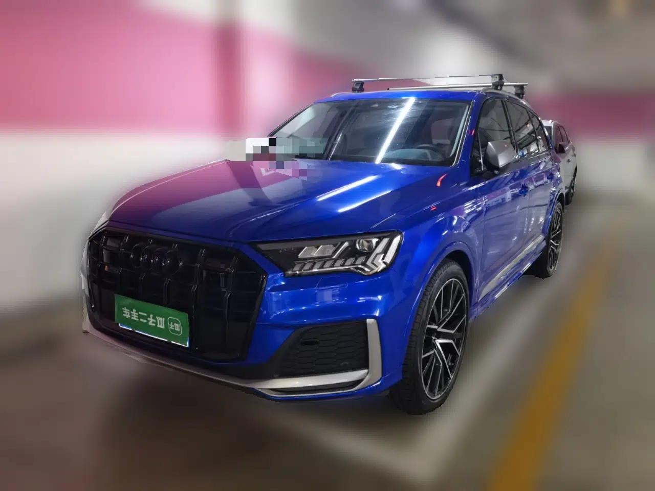 Audi Q7 2023 45 TFSI quattro S line Sport model — миниатюра 1